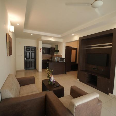 Hotel Nagarjuna Suites Bangalore Esterno foto