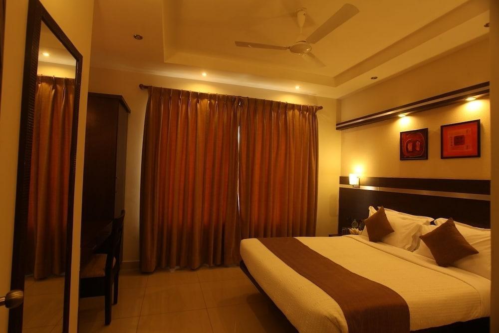 Hotel Nagarjuna Suites Bangalore Esterno foto