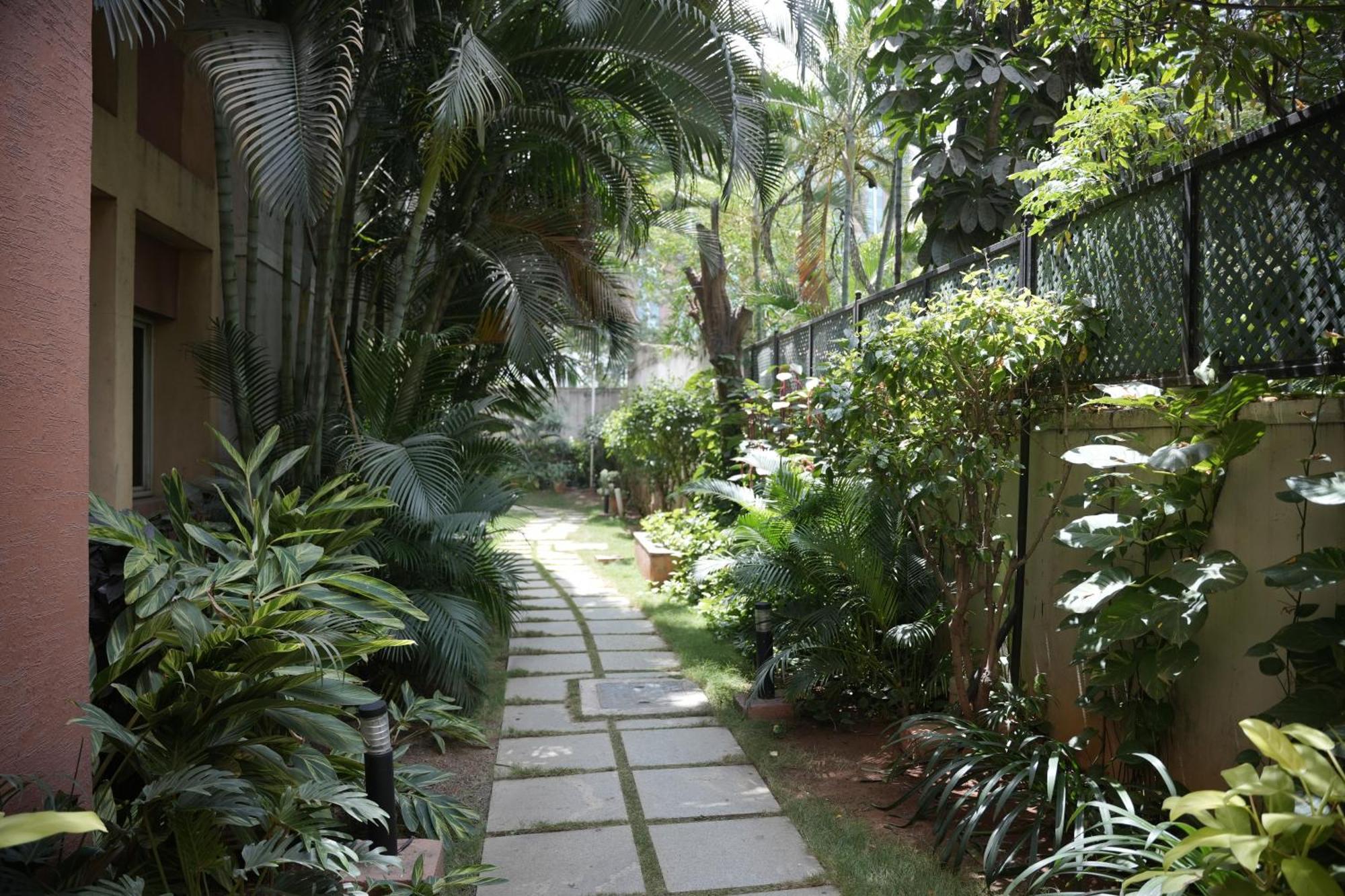 Hotel Nagarjuna Suites Bangalore Esterno foto