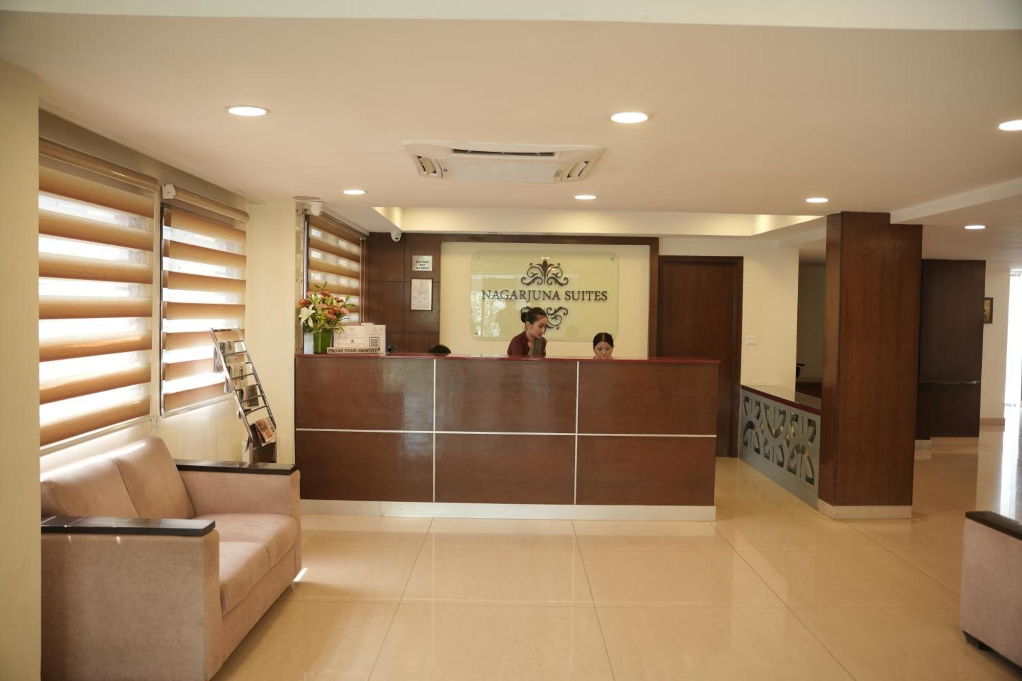 Hotel Nagarjuna Suites Bangalore Esterno foto